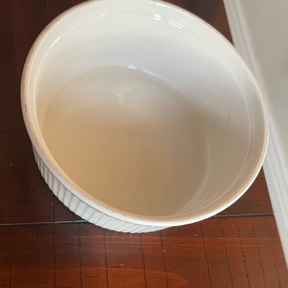 Apilco France porcelain soufflé baking dish 7-3/4” - Picture 2 of 12